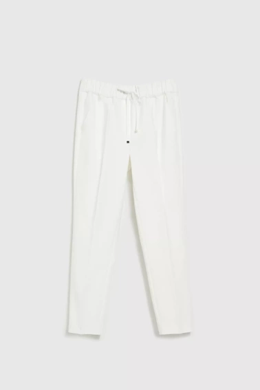 Spodnie z prostą nogawką i wiązaniem w pasie białe