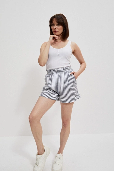 Top biały z guzikami