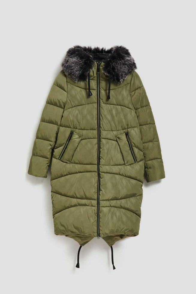Pikowana kurtka z ocieplanym kapturem