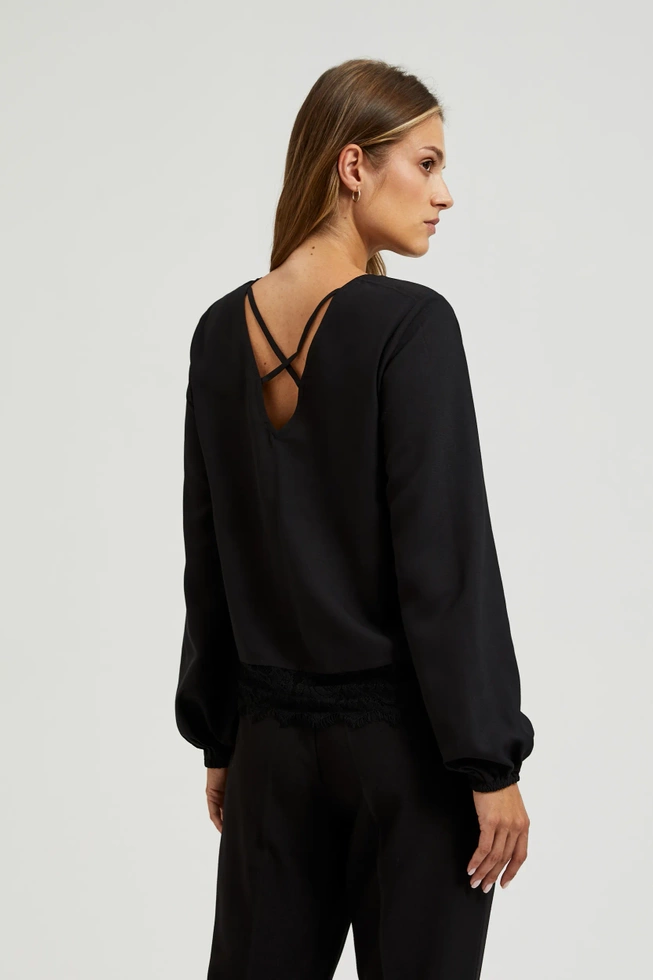 Koszula z koronką i bufiastymi rękawami czarna