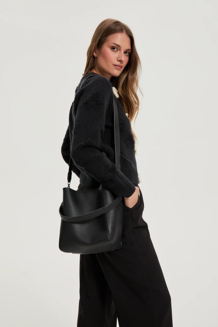 Torebka na ramię czarna