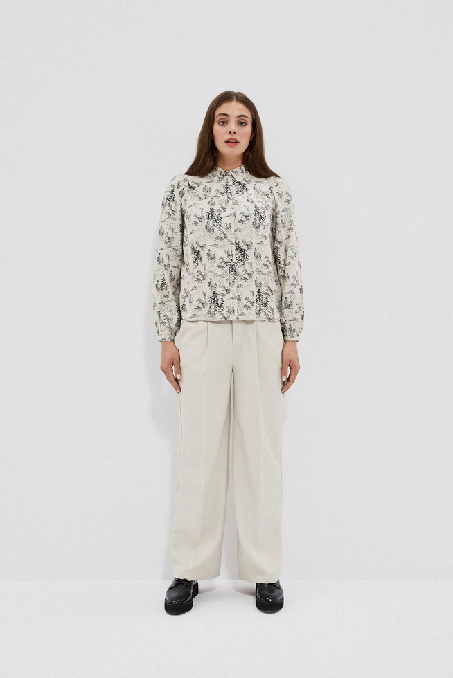 Wzorzysta koszula w kolorze beżowym