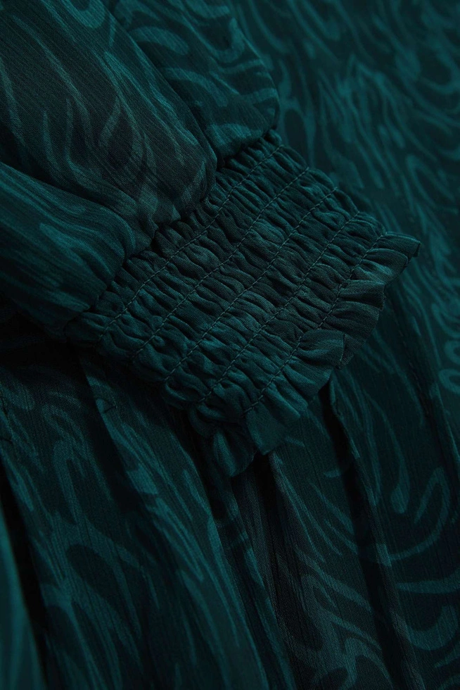 Sukienka z bufiastymi rękawami mini szmaragdowa