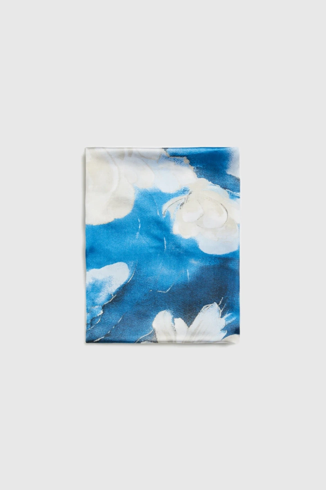 Szal w kwiaty błękitny