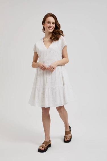 Rozkloszowana sukienka z krótkimi rękawami biała