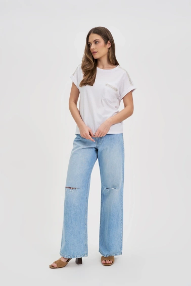 Bawełniany t-shirt ozdobiony koralikami biały