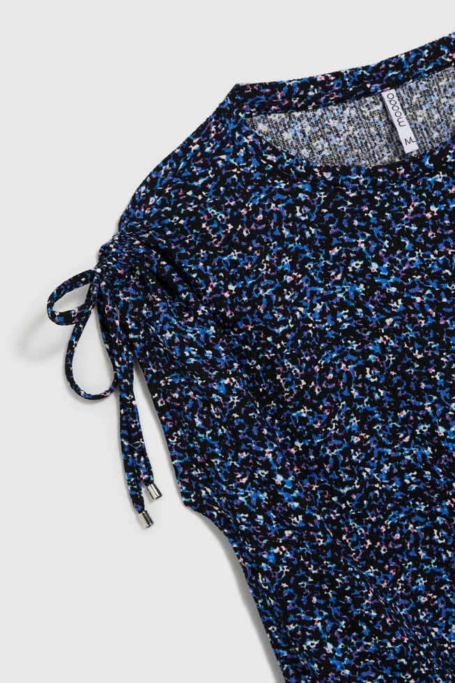 Wzorzysta bluzka niebieska