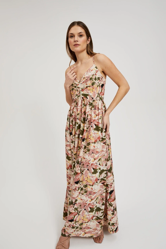 Sukienka maxi na ramiączka z kwiatowym wzorem różowa