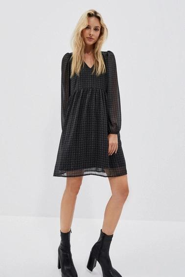 Rozkloszowana sukienka z printem czarna