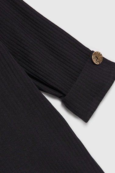 Prążkowana bluzka z golfem czarna