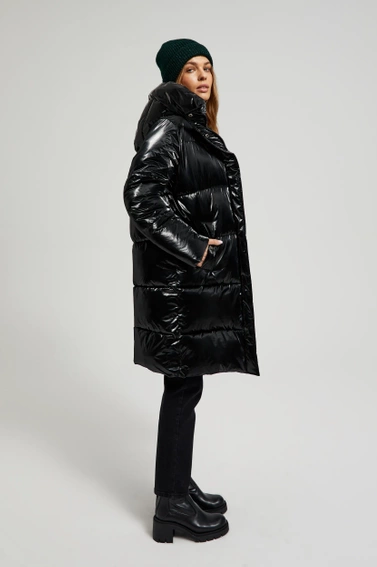 Długa kurtka z kapturem czarna 