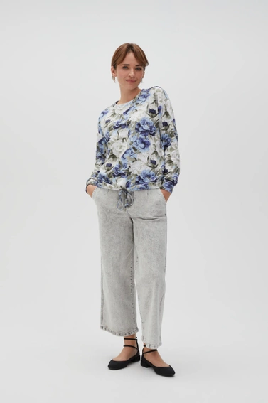 Bluza w kwiaty bez kaptura niebieska