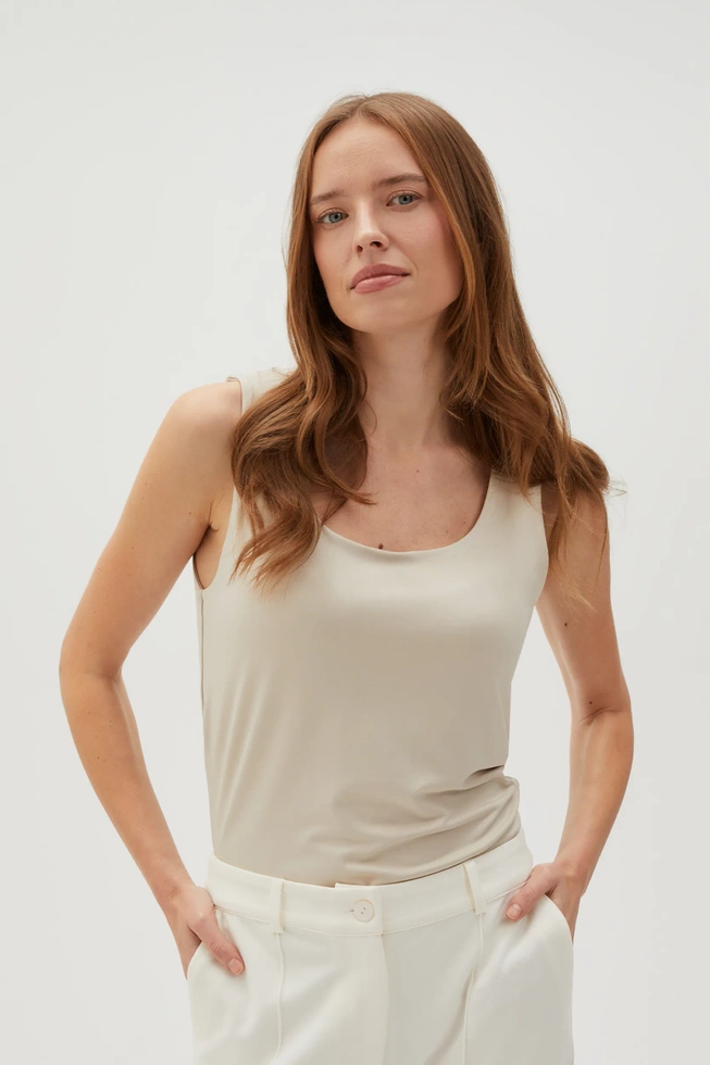 Gładki top beżowy