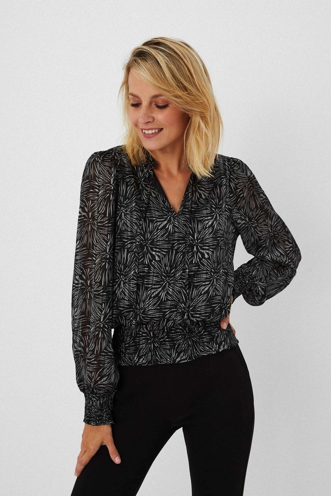 Koszula w roślinny wzór z bufiastymi rękawami czarna