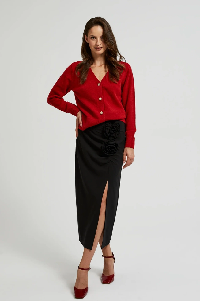 Kardigan z guzikami w kształcie róży czerwony