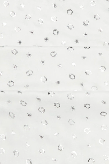 Szal ze srebrnym nadrukiem biały