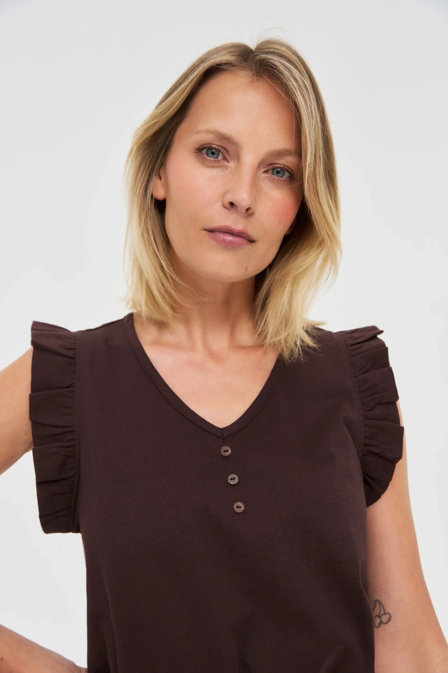 Bluzka z falbaną na ramionach brązowa