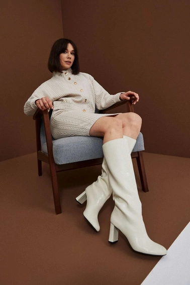 Spódnica z warkoczowym tłoczeniem beżowa