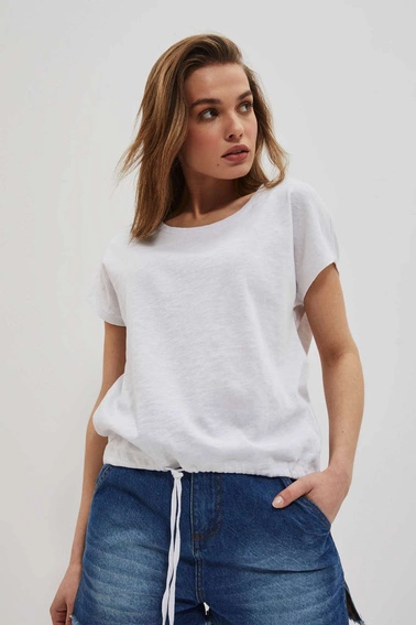 T-shirt z wiązaniem w pasie biały