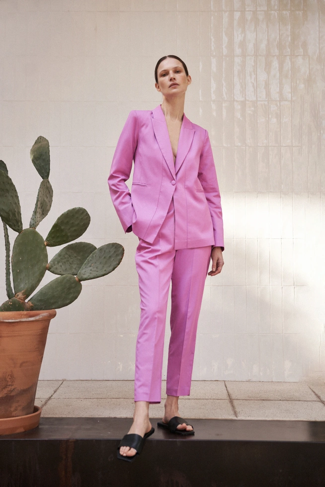 Jednorzędowa marynarka z długimi rękawami różowa