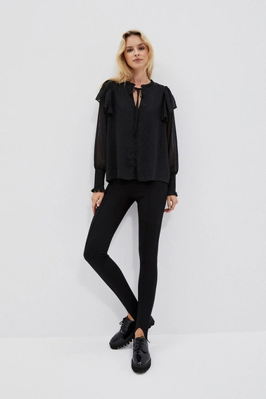 Gładkie spodnie z paskiem na stopie czarne