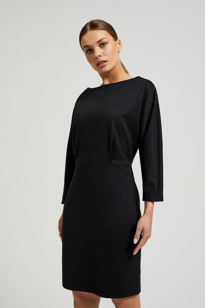 Gładka sukienka o długości przed kolano czarna