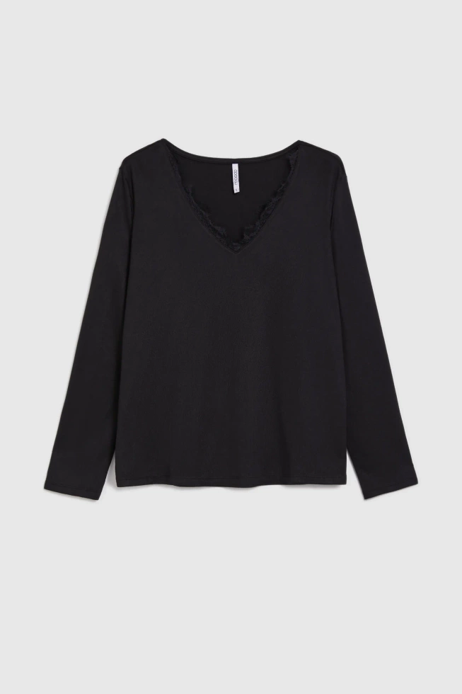 Sweter z koronkowym dekoltem czarna