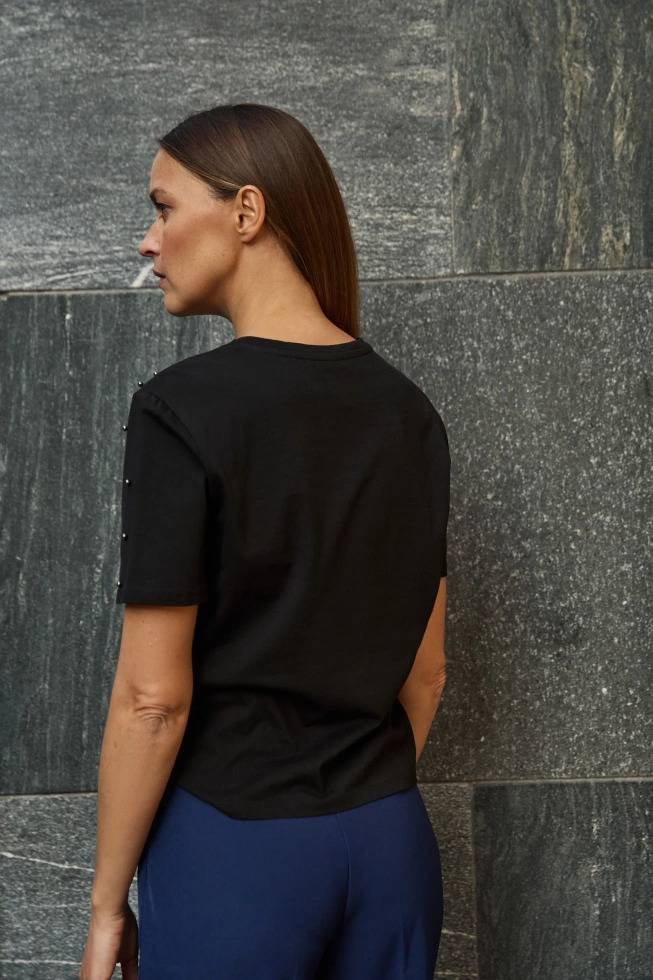 Bluzka z koralikami czarna