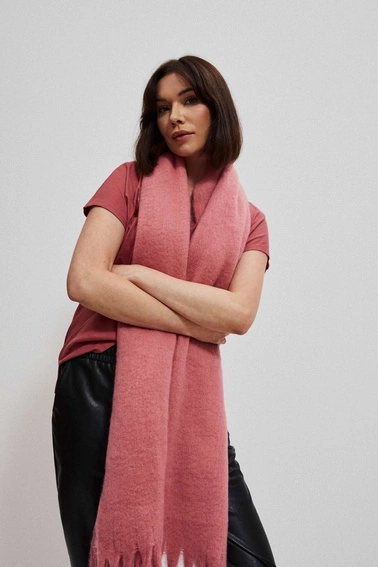 Gładki szal z frędzlami różowy