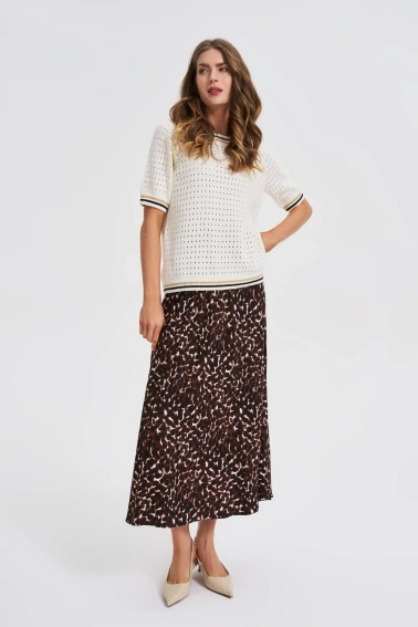 Ażurowy sweter ecru