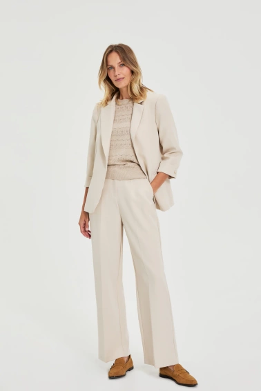 Spodnie z kantem beżowe