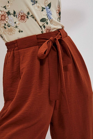 Spodnie z szerokimi nogawkami brązowe