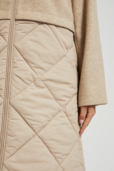 Kurtka z odpinanym kapturem beżowa