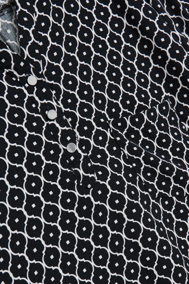 Wiskozowa koszula bez kołnierzyka czarna