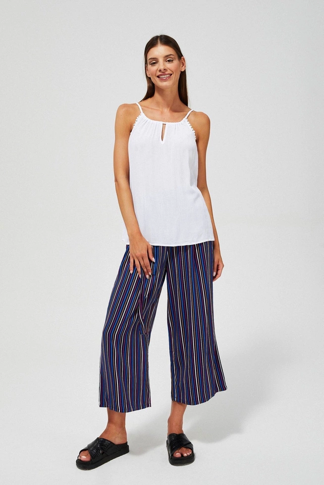 Top z wiskozy na ramiączkach