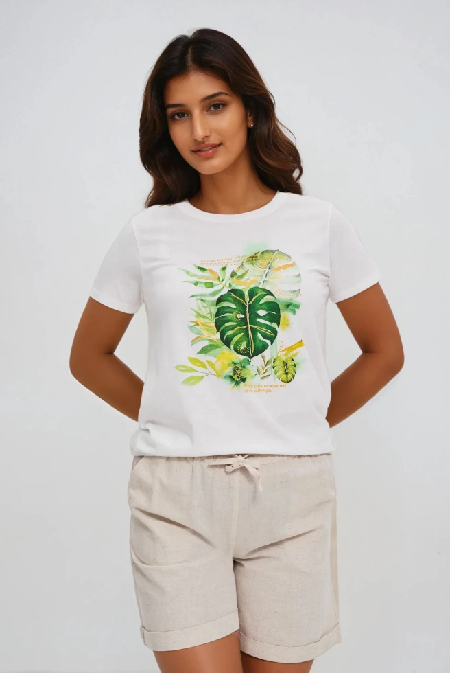 T-shirt z tropikalnym nadrukiem biały