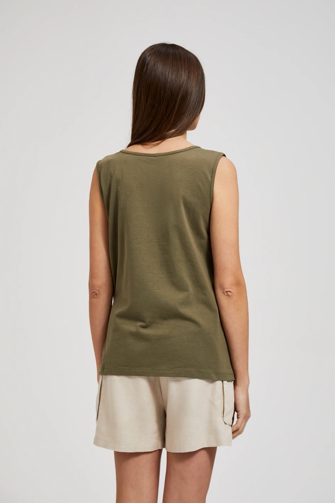 Top z aplikacją oliwkowy