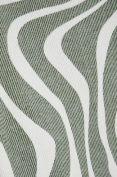 Bluza z geometrycznym wzorem i długimi rękawami oliwkowa