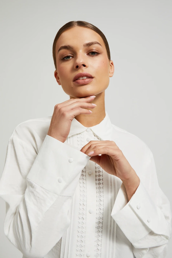 Elegancka wiskozowa koszula biała