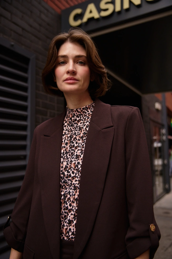 Marynarka z rękawami 3/4 brązowa