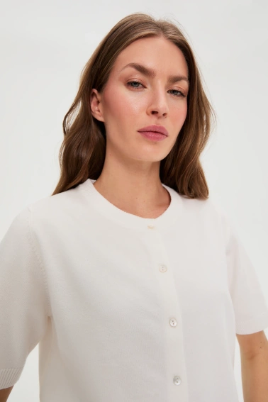 Sweter z krótkimi rękawami biały