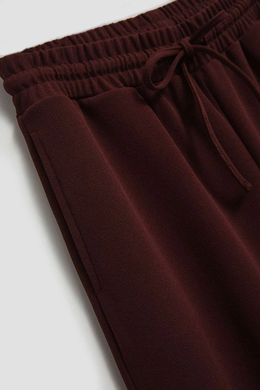 Spodnie z szerokimi nogawkami kasztanowe