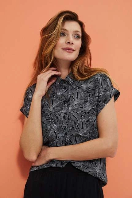 Koszula z wiskozy z roślinnym printem