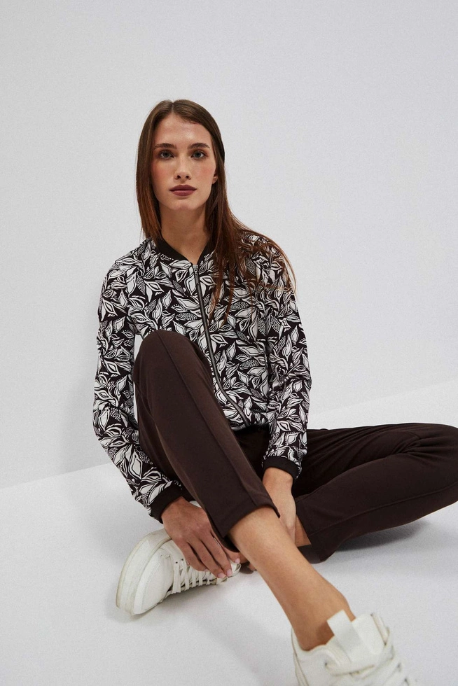 Cygaretki z nogawką w kant