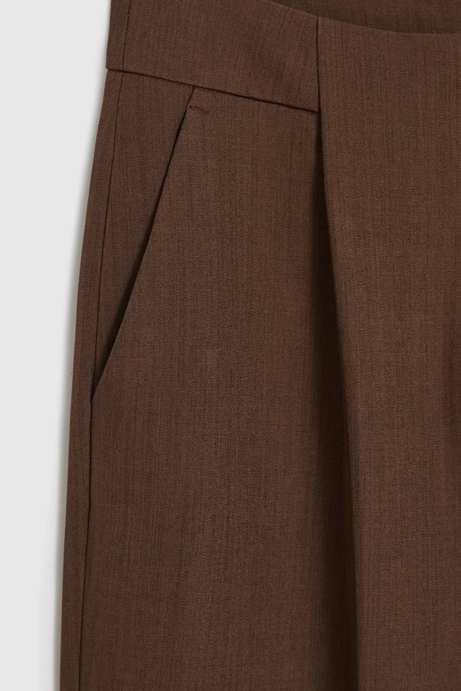 Spodnie z szerokimi nogawkami brązowe