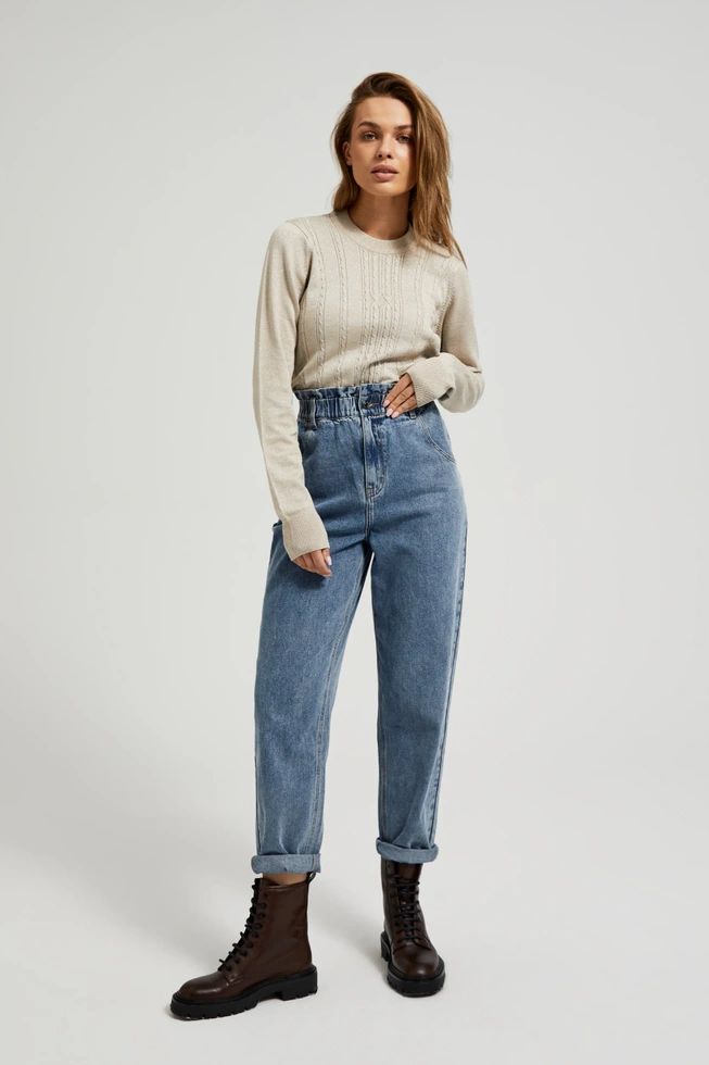 Sweter z długimi rękawami i okrągłym dekoltem beżowy