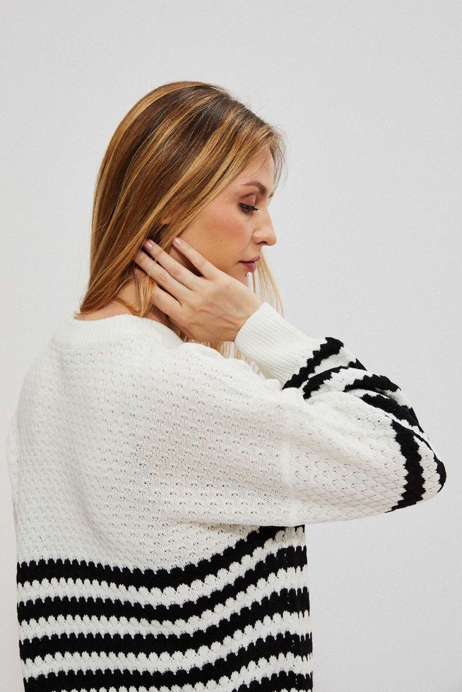 Czarno-biały sweter