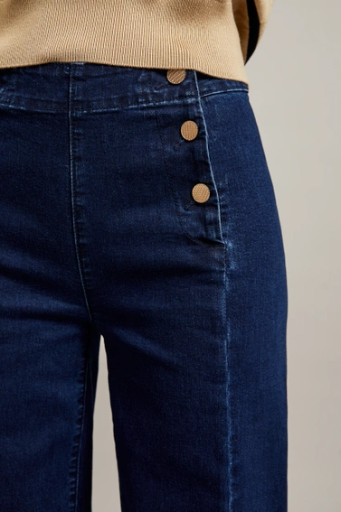 Jeansy z ozdobnymi guzikami niebieskie