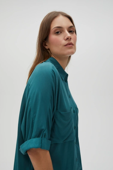 Wiskozowa koszula z podwijanymi rękawami zielona