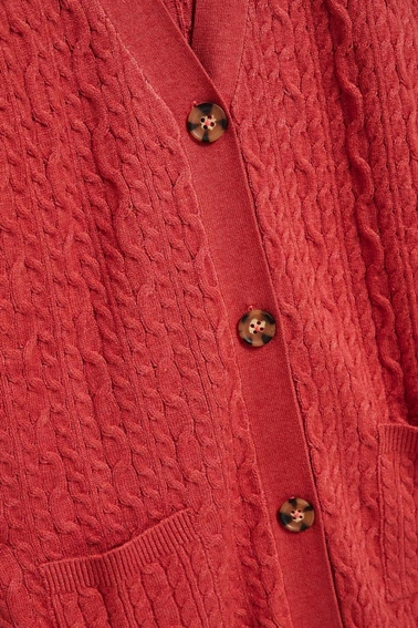 Długi kardigan malinowy